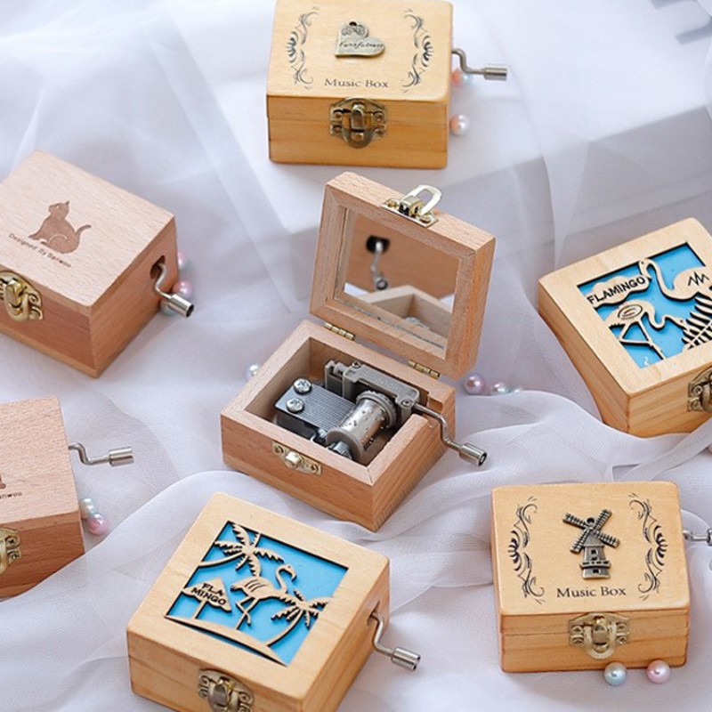 The structure of a wooden music box